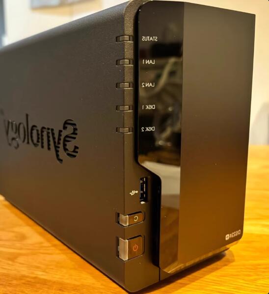 Synology